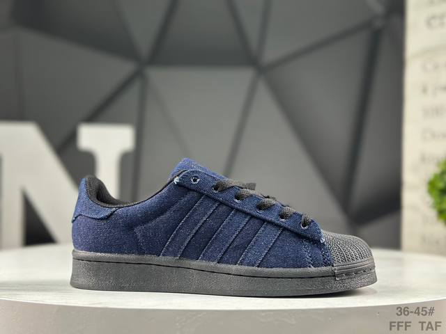阿迪达斯 Adidas Originals Superstar 贝壳头低帮百搭休闲运动鞋 货号：Js4018 尺码：看图所示 Taf