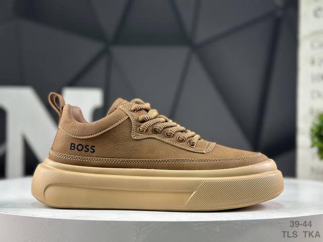 Boss 雨果博斯 钢印版本新款德国高端品牌专柜同步新款、以奢华高端设计出货 鞋面采用原版进口哪怕纳帕小牛皮配滴胶而成 原版 舒适透气. 尺码： 39-44 T