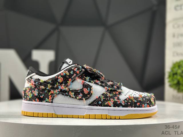 耐克 Sb Dunk Low pro 扣篮系列复古低帮休闲运动滑板板鞋。采用脚感柔软舒适Zoomair气垫，有效吸收滑板等极限运动在落地时带来的冲击力，为街头运