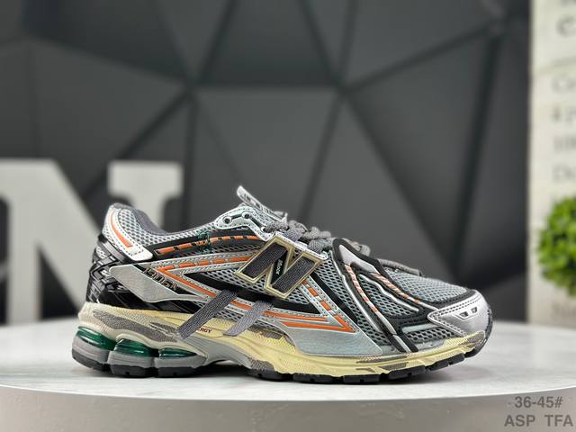 Nb New Balance M1906 Nb宝藏老爹鞋款，复古元素叠加，质感超级棒，楦版型材料细节做工精细，货如实拍图 作为Nb最经典的档案鞋型之一，与 2一