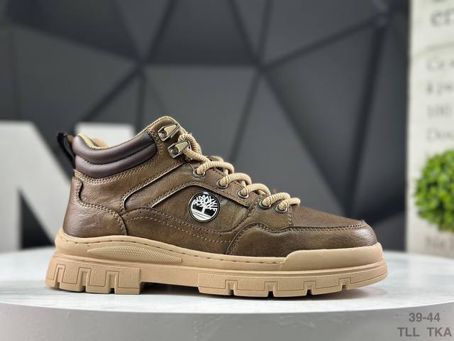 Timberland 天伯伦 添柏岚经典款 25Ss新款中帮 经典再造 全新升级 广东大厂品质 原盒原包装 面料采用意大利顶级磨砂牛皮 搭配防臭防腐真皮乳胶鞋垫
