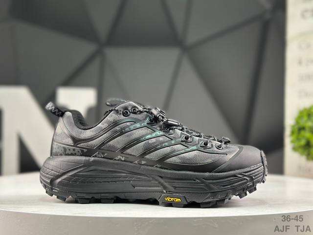 Hoka Mafate Speed Three 2玛法特 超轻厚底轻量山地跑步鞋 滚动平衡科技和适度的脚后跟倾斜角度 可平稳步伐体验和柔软的脚感 鞋面采用了皮革