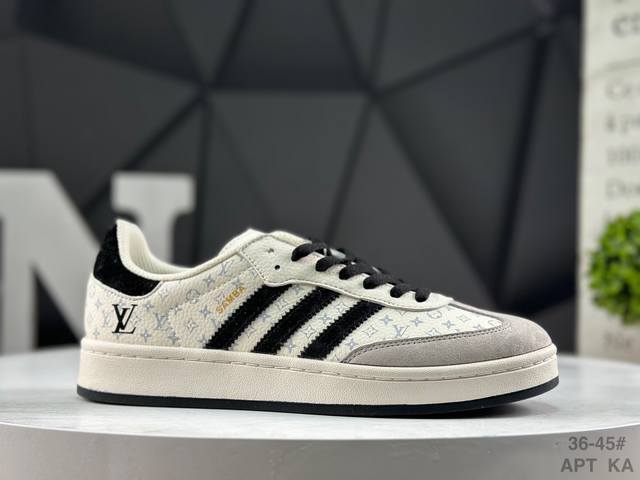 福利特价 阿迪达斯 Adidas Originals Samba Og ‘Diy’桑巴舞系列 阿迪达斯 三叶草绅士德训足球风百搭低帮休闲运动板鞋 原装头层材料