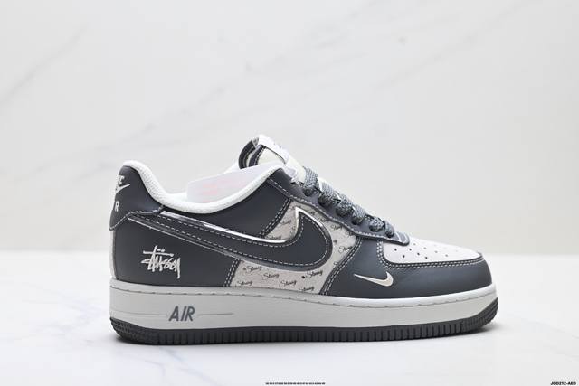 公司级Nike Air Force 1‘07 原楦头原纸板 打造纯正低帮空军版型 专注外贸渠道 全掌内置蜂窝气垫 原盒配件 原厂中底钢印、拉帮完美 货号:Xz6