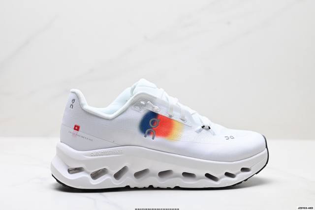 公司级On昂跑Cloudtilt 轻量运动休闲鞋 脚感很舒服 鞋底柔软且包裹性好 上脚显腿长 不管休闲还是运动都很百搭 是最好看最显质感的颜色 尺码:36 36