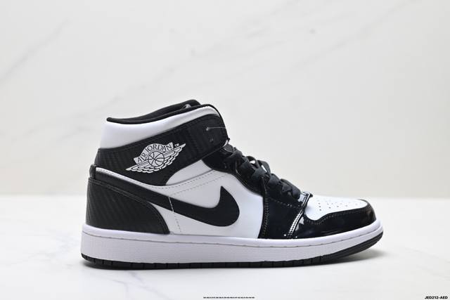 公司级Nike Air Jordan 1 Retro Mid Aj1乔丹一代中帮经典复古文化休闲运动篮球鞋 货号:852542-105 尺码:36 36.5 3