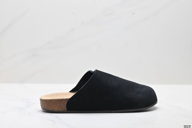 公司级Adidas Originals Adimule 阿迪达斯 百搭舒适 橡胶底 防磨包头拖鞋 采用柔软牛皮绒面 皮毛一体鞋面材质 中底鞋床搭载波状外形缓震软