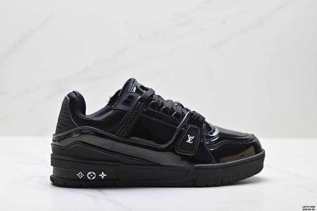 真标Louis Vuitton Trainer Sneaker Low 全新 Lv 路易威登 休闲运动文化百搭板鞋 尺码:39-45 Id:Jjf117-Azr