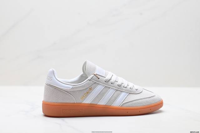真标Adidas Handball Spezial 官方正确版本 阿迪达斯经典款 复古休闲板鞋 全鞋采用反毛皮制作 牛筋耐磨大底 承载青春情怀的板鞋 经典三条杠