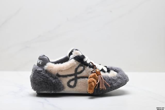 公司级Loewe Ballet Runner 2.0 罗意威 Sneakers系列阿甘复古风德训薄底百搭休闲运动鞋 广东纯原大厂出品 不对称鞋头设计 袜状内部结