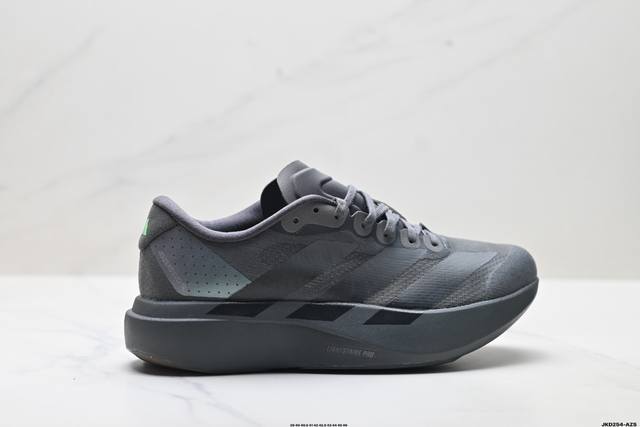公司级Adidas Adizero pro Evo Sl 阿迪达斯 舒适百搭防滑耐磨 低帮 休闲跑步鞋 中底配置方面搭载全掌Lightstrike pro 鞋面