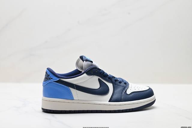 真标Nike Air Jordan 1 Retro Low Og 耐克 Aj1乔1低帮休闲板鞋 官方货号:Cz0790-400 尺码:36 36.5 37.5