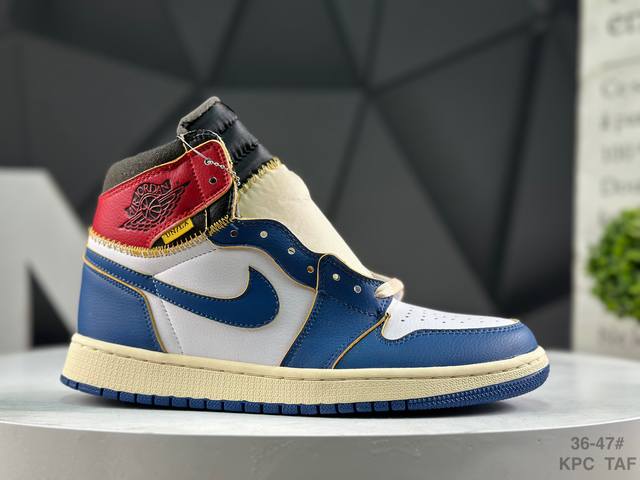 耐克 Nk Air Jordan 1 原装纸板原楦开发 原方案数据制作 高频后跟 高帮 #独家私模原档案开模，自动区别市面版本 #全鞋采用原厂头层皮，用料绝不含