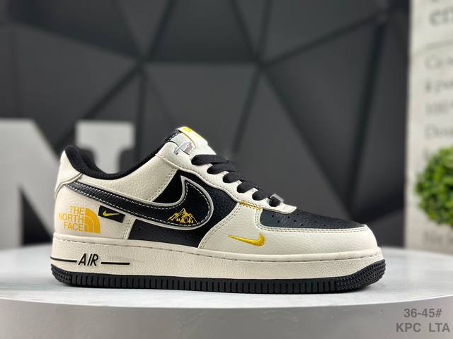 公司级 耐克 Nike Air Force 1'07 Low 巴宝莉联名 米军绿电绣 空军一号低帮休闲板鞋 货号：Jp10440-064 #定制皮料 定制鞋盒