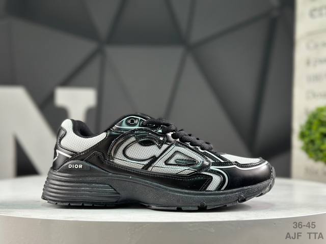 Dior迪奥 B30 网眼织物厚底系带休闲低帮运动鞋男女同款老爹鞋 这款 B30 Countdown 低帮运动鞋已成为 Dior 别具一格的经典新品，时尚而富有