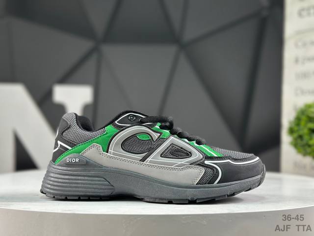 Dior迪奥 B30 网眼织物厚底系带休闲低帮运动鞋男女同款老爹鞋 这款 B30 Countdown 低帮运动鞋已成为 Dior 别具一格的经典新品，时尚而富有