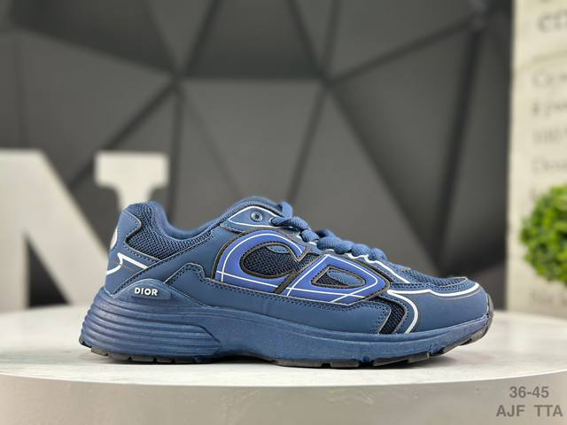 Dior迪奥 B30 网眼织物厚底系带休闲低帮运动鞋男女同款老爹鞋 这款 B30 Countdown 低帮运动鞋已成为 Dior 别具一格的经典新品，时尚而富有
