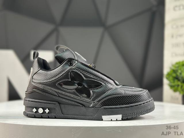 路易威登 Louis Vuitton Lv路易威登板鞋 乘风破浪的姐姐争先种草款,舒适透明底和百搭性霸屏整个时尚娱乐圈，正品1:1套楦复刻，细节调整完美主义！鞋