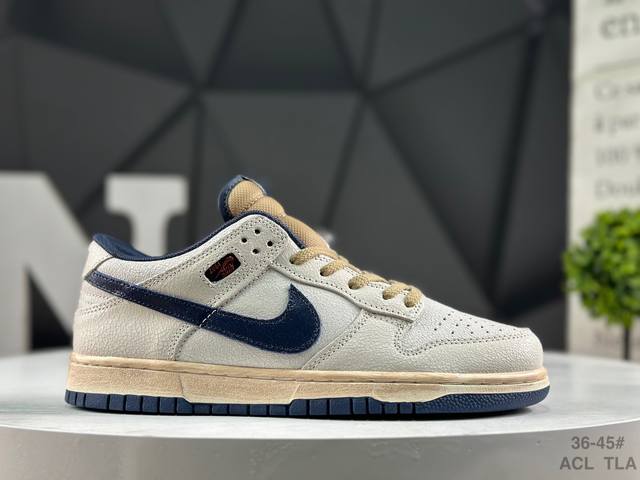 耐克 Nike Dunk Low 板鞋经典百搭休闲运动板鞋加厚鞋舌的填充，使舒适性大大提升，同时也更方便穿脱中底部分则加入了脚感柔软舒适Zoomair气垫，有效
