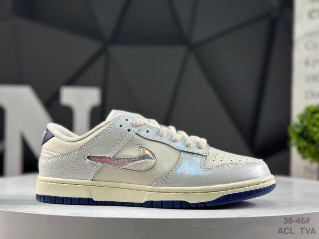 耐克 Nike Dunk Low 扣篮系列 复古低帮休闲运动滑板板鞋采用脚感柔软舒适Zoomair气垫有效吸收滑板等极限运动在落地时带来的冲击力 为街头运动者们