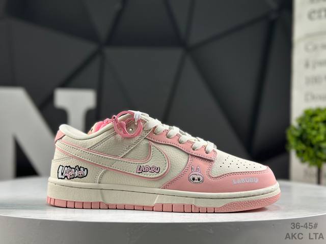 耐克 Nike Dunk Low 扣篮系列 复古低帮休闲运动滑板板鞋采用脚感柔软舒适Zoomair气垫有效吸收滑板等极限运动在落地时带来的冲击力 为街头运动者们