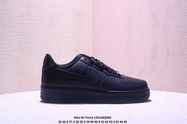 耐克Nike Air Force 1 Low 空军一号低帮百搭休闲运动板鞋。柔软、弹性十足的缓震性能和出色的中底设计，横跨复古与现代的外型结合，造就出风靡全球三