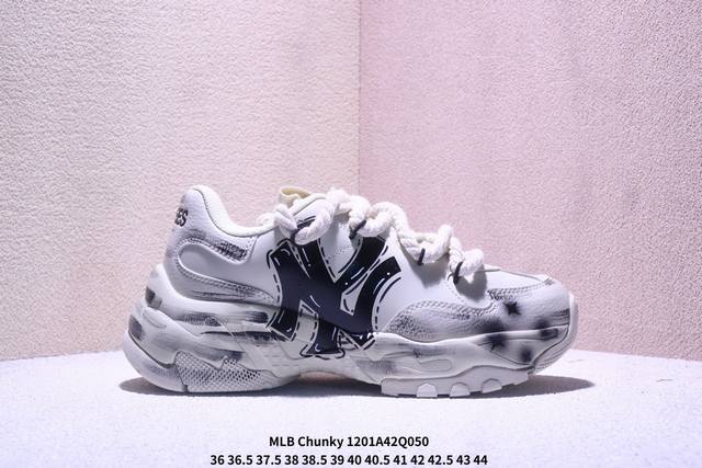 Mlb Chunky Liner New York Yankees 定制配色 学长鞋系列低帮老爹风轻量增高厚底百搭休闲运动慢跑鞋高级街头休閒品牌Mlb公开了新推