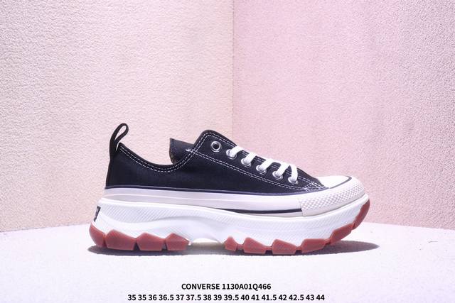 匡威100周年日本限定米白低帮厚底增高帆布鞋、小个子种草机上线 谁不买这双鞋我都会伤心的 帆布竟然是软的、打破了匡威的磨脚诅咒。生胶色牛津底很有复古感而且穿上去