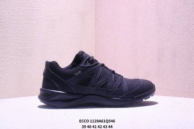 简介：采用粒面头层皮组合网织布鞋面材质，轻盈发泡橡胶鞋底，运用直接注塑phorene中底,一体成型长效缓震，锯齿防滑耐磨橡胶大底秋冬新品，北欧丹麦品牌 爱步Ec