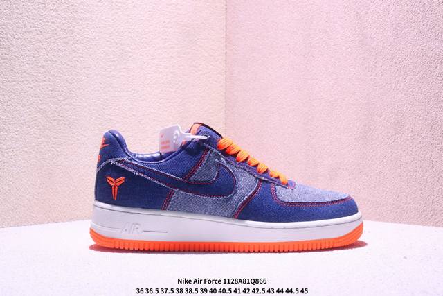 耐克 Nike Air Force 1 ’07 空军一号低帮百搭休闲运动板鞋。柔软、弹性十足的缓震性能和出色的中底设计，横跨复古与现代的外型结合，造就出风靡全球