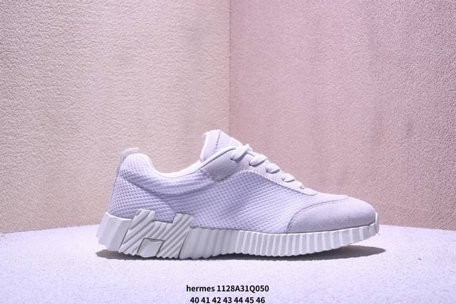 爱马仕愛馬仕爱Hermes炸街男神运动鞋 彰显盎然活力,轻快自在,呈现休闲都市风范#今日宝藏百搭休闲板鞋 Herme#爱马仕运动鞋 #宝藏百搭休闲德训鞋 #He