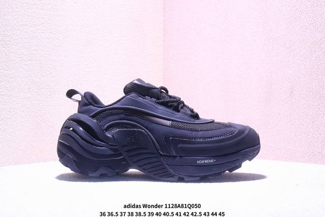 公司级Adidas阿迪达斯男女Wonder Runner Turbofo运动训练跑步鞋 设计充满未来机械感，低帮造型非常百搭，无论是运动裤还是休闲牛仔裤都能轻松