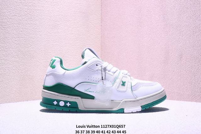 路易威登 Louis Vuitton Lv路易威登板鞋 Lv篮球鞋风格运动鞋 该鞋由艺术总监 Virgil Abloh设计 垫脚聚米微料加透气英伦网布 细节原版