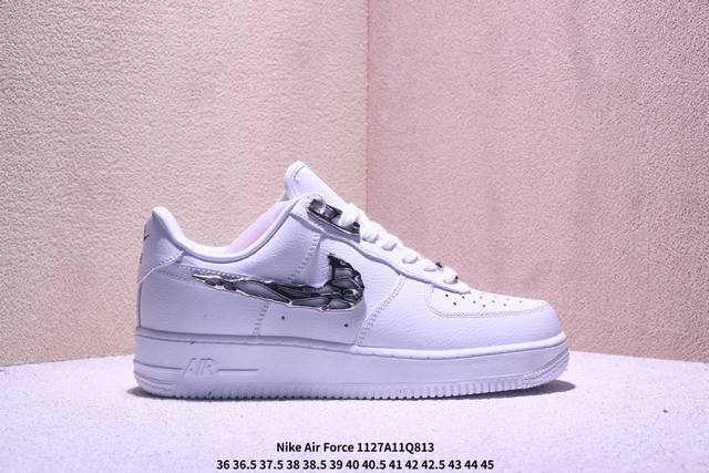 耐克Nike Air Force 1 Low 空军一号低帮百搭休闲运动板鞋。柔软、弹性十足的缓震性能和出色的中底设计，横跨复古与现代的外型结合，造就出风靡全球三
