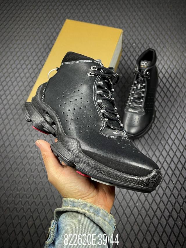 E Ecco爱步 小红书爆款 新款百搭休闲款 Ecco 爱步男士跑步鞋休闲鞋透气轻质系带轻便运动鞋 Ecco爱步是世界四大休闲鞋类品牌之一，总公司设于丹麦。旗下