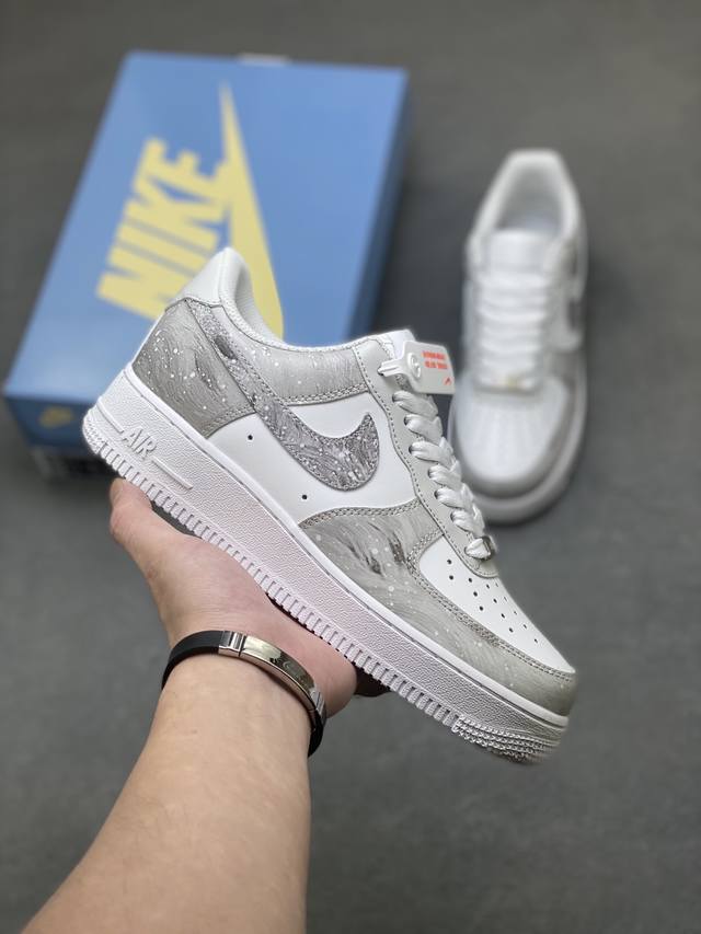 海外限量发售！公司级Nike Air Force 1 '07 Low 空军一号低帮 运动鞋 休闲鞋 折边针车 工艺难度大 原楦头原纸板 原装鞋盒 定制五金配件