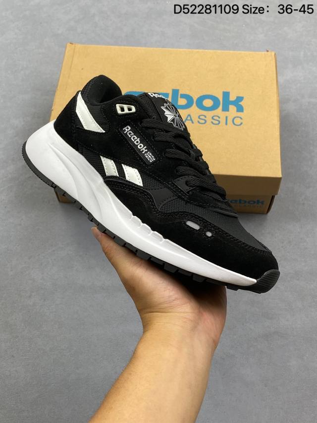 新品 Reebok 锐步 Lx 2 潮流 美式复古休闲轻便运动跑步鞋，Reebok Lx2 是一款融合复古设计与现代科技的慢跑鞋，主打舒适性和时尚感。1. 设计