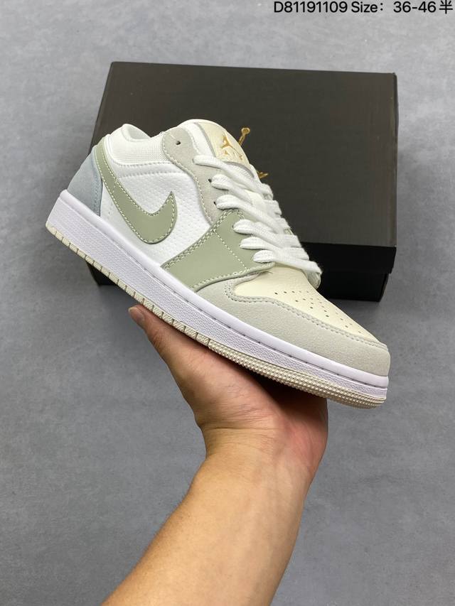 Air Jordan 1 Low paris 低帮 小巴黎 小Dior Aj1 乔丹1代 Aj1 乔1 低邦 巴黎小迪奥 乔丹篮球鞋系列 整鞋以灰白色的配色打造