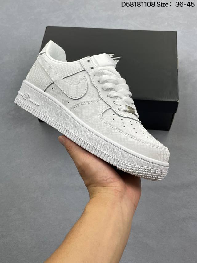 Nike Air Force 1 Low 07 原楦头原纸板 打造纯正低帮空军版型 专注外贸渠道 全掌内置蜂窝气垫 原盒配件 原厂中底钢印、拉帮完美 官方货号：