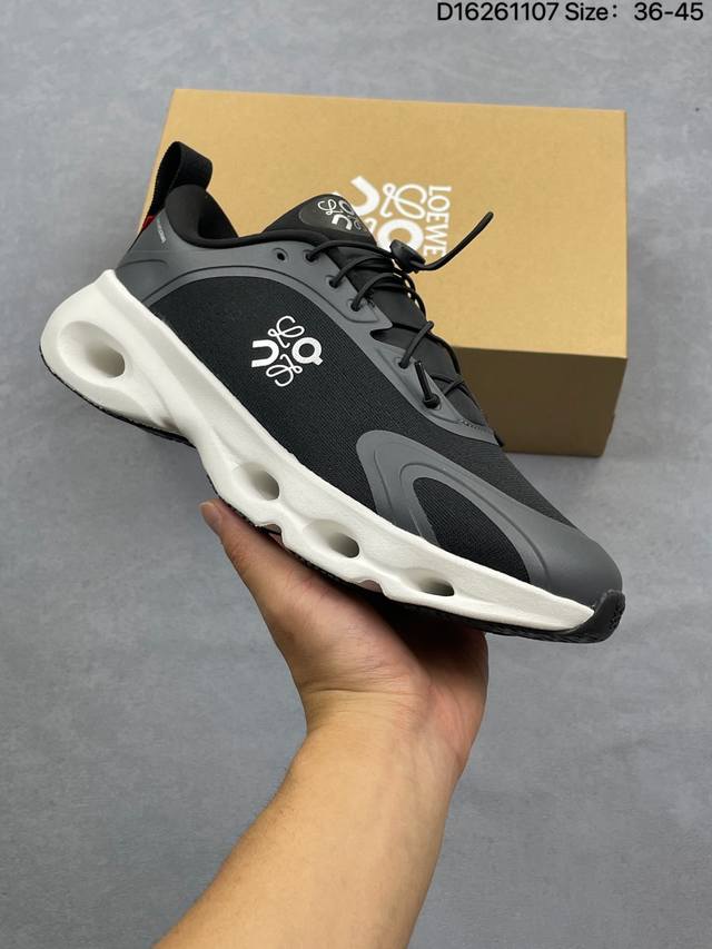 On昂跑 X Loewe罗意威 Cloudventure 2.0 涤纶织物人造革Tpu 圆头系带 低帮 生活休闲鞋男款 货号：L929282X35-7840 尺