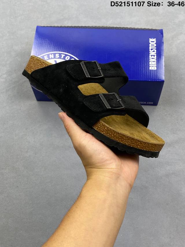 博肯 Birkenstock Rio 二字拖 采用其特有的鞋床设计，贴合脚面穿着舒适，Birkenstock Milano中性软木鞋底凉鞋采用经典凉鞋款式，非常