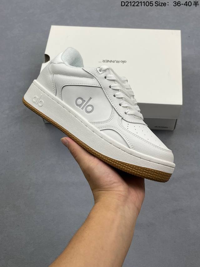 Alo Recovery Mode Yoga 易梦玲 Jisoo智秀同款小白鞋 等多位明星同款上脚 主打各大平台外贸主推 佛山大厂采购原材料多处细节一步到位 一