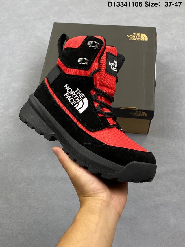 公司级北面The North Face Chilkat V Cognito 保暖减震 舒适耐磨 户外功能靴 专门为鞋底设计的橡胶以出色的耐磨性 良好的防滑性或得