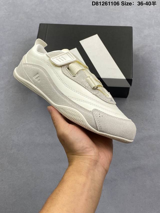 新品 公司级 阿迪达斯 Adidas Fos 系列 Urban Reverie城市机能芭蕾风薄底鞋：城市机能与芭蕾风的浪漫邂逅！它的设计灵感来源于对日常鞋履的重