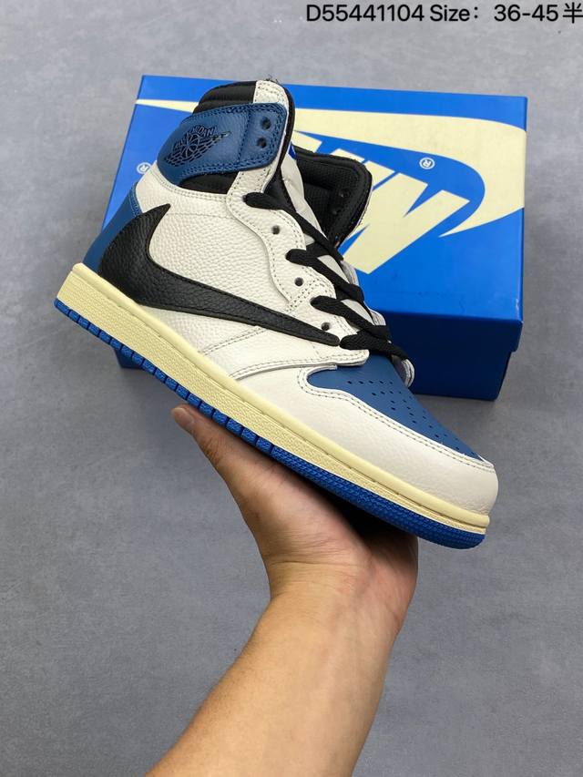 公司级耐克 乔丹Air Jordan 1 Low Aj1 乔1 乔丹1代Aj1 倒钩 低帮复古文化休闲运动篮球鞋。从1985 年面世的元年款汲取设计灵感，采用简