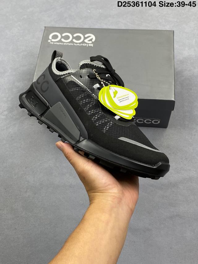 Ecco爱步 欧美奢品 采用Ecco家族工艺 完美抓地力 脚感舒适 耐磨防滑 轻便运动休闲鞋 尺码：39～45 编号：D25361104