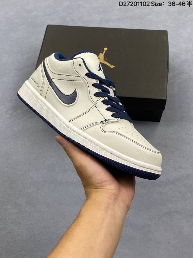 Nike Air Jordan 1 Low Aj1乔1低帮休闲板鞋 同步官方配色 原档冲孔鞋头 四线拉帮 鞋舌高弹海绵填充 官方货号:553558 113 Si