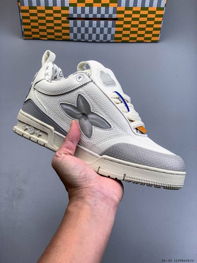 路易威登 Louis Vuitton Lv路易威登板鞋 乘风破浪的姐姐争先种草款,舒适透明底和百搭性霸屏整个时尚娱乐圈，正品1:1套楦复刻，细节调整完美主义！鞋