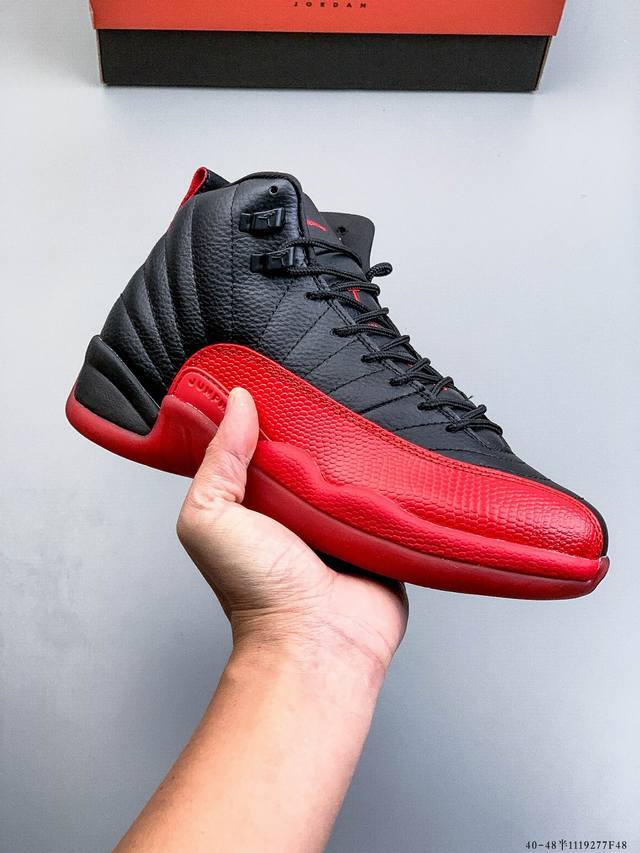 原档案原楦开发版型#采用进口磨砂牛头层皮革材质#原厂流水成型工艺#厂级拉帮注胶效果#、采用全掌Air Zoom气垫及中底内置大面积碳塑板耐克 Air Jorda