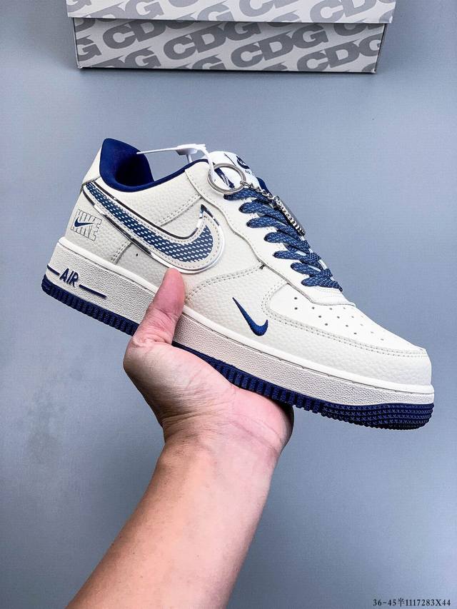 纯原版本 原楦数据纸版，采用硬质优质皮革鞋面材质，内置全掌Air Sole气垫。耐克 Nike Air Force 1 Low 空军一号低帮经典百搭休闲运动板鞋